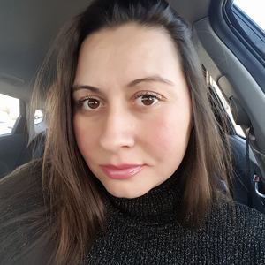 Meet your Posher, Lydia